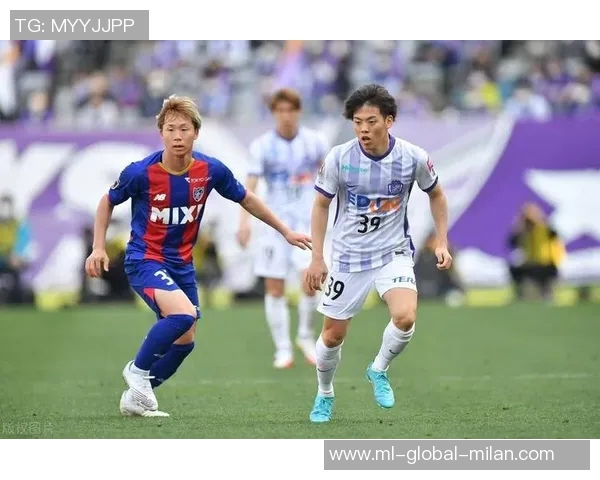 绝平倒钩惊艳全场广岛三箭逆转大阪樱花继续领跑J1西区 绝平倒钩惊艳全场广岛三箭逆转大阪樱花继续领跑J1西区