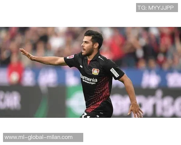 阿斯报道迪亚斯与维尼修斯联手锋线弗兰加西亚首发出战迎接挑战